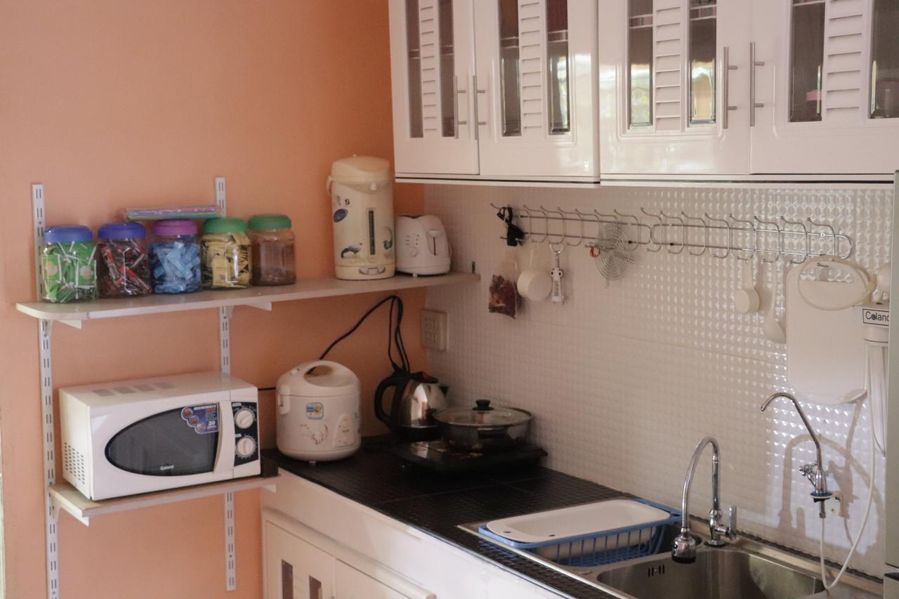 Ama Hostel Банкок Екстериор снимка